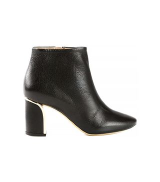 Chloé + Beckie Boots
