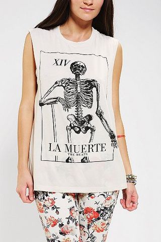 Truly Madly Deeply + La Muerte Muscle Tee