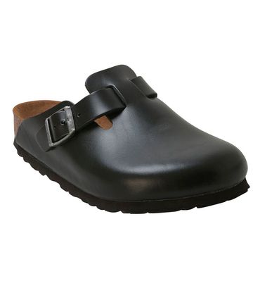 Inevitable: The Closed-Toe Birkenstock Clog Is About to Blowp | Who ...