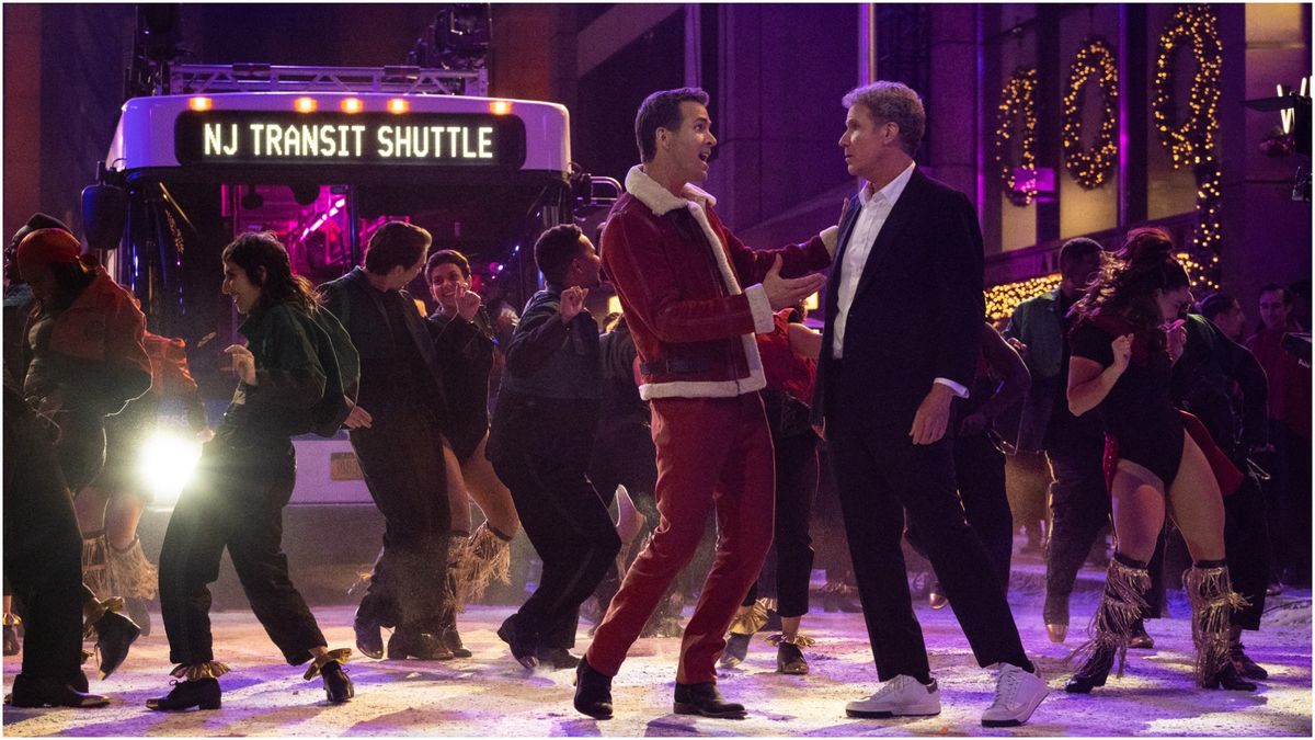 Ryan Reynolds and Will Ferrell in Spirited