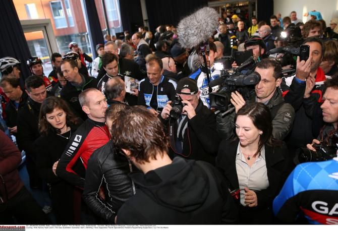 Over a thousand fans turned out to see the new Trek team