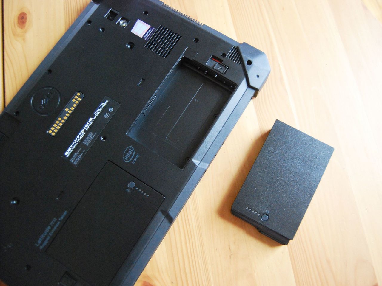 Dell Latitude 7212 Rugged Extreme tablet review