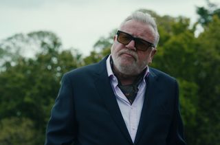 Ray Winstone as Bobby Glass in The Gentlemen