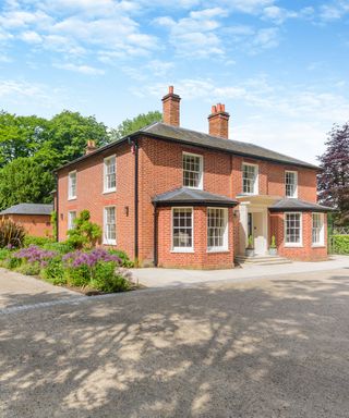 Kate Bush's home exterior