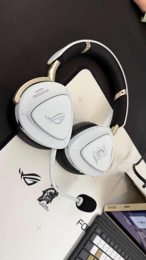 ASUS Kojima accessories