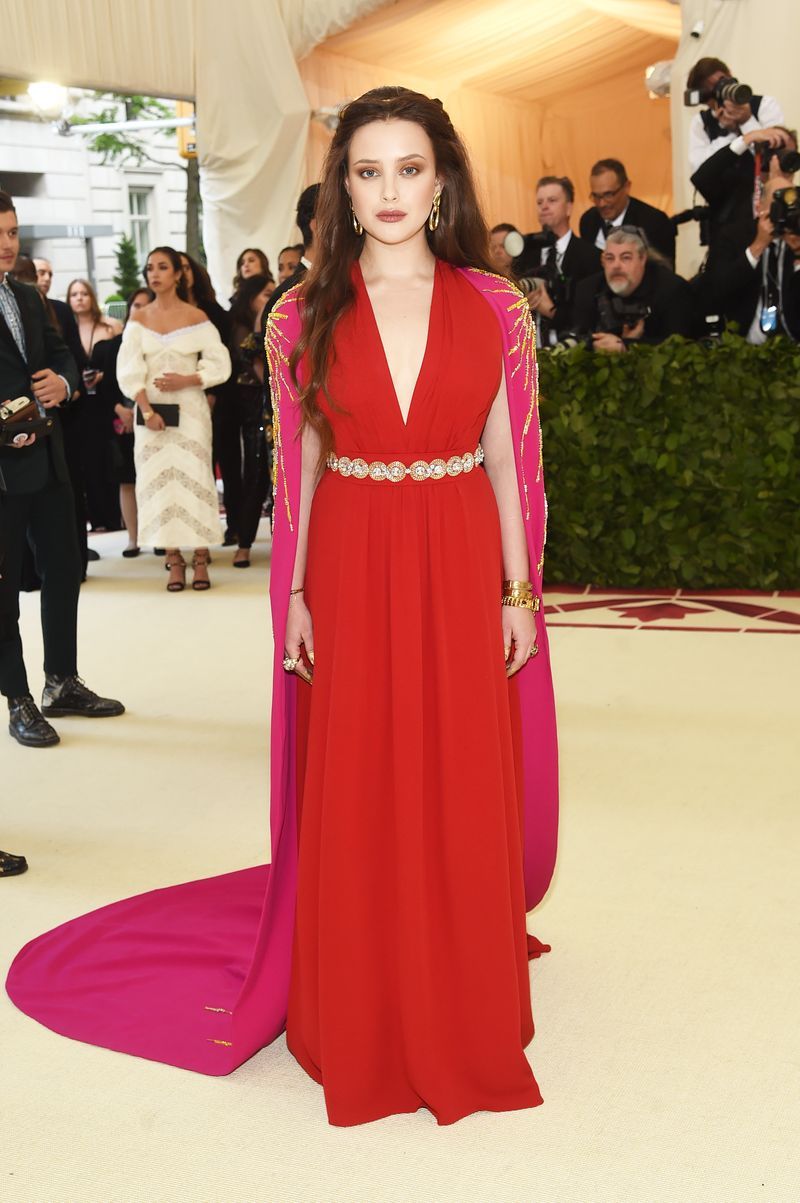 Fashion model, Clothing, Dress, Fashion, Pink, Carpet, Formal wear, Red carpet, Haute couture, Flooring,