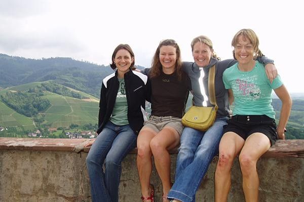 (L-R) Dellys Starr, Zoe King, Jo Wall