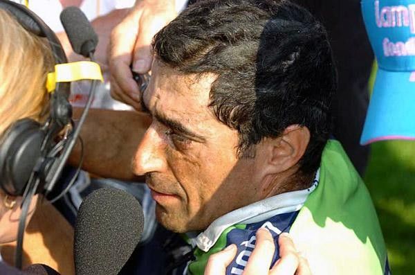 Roberto Petito (Liquigas) is interviewed