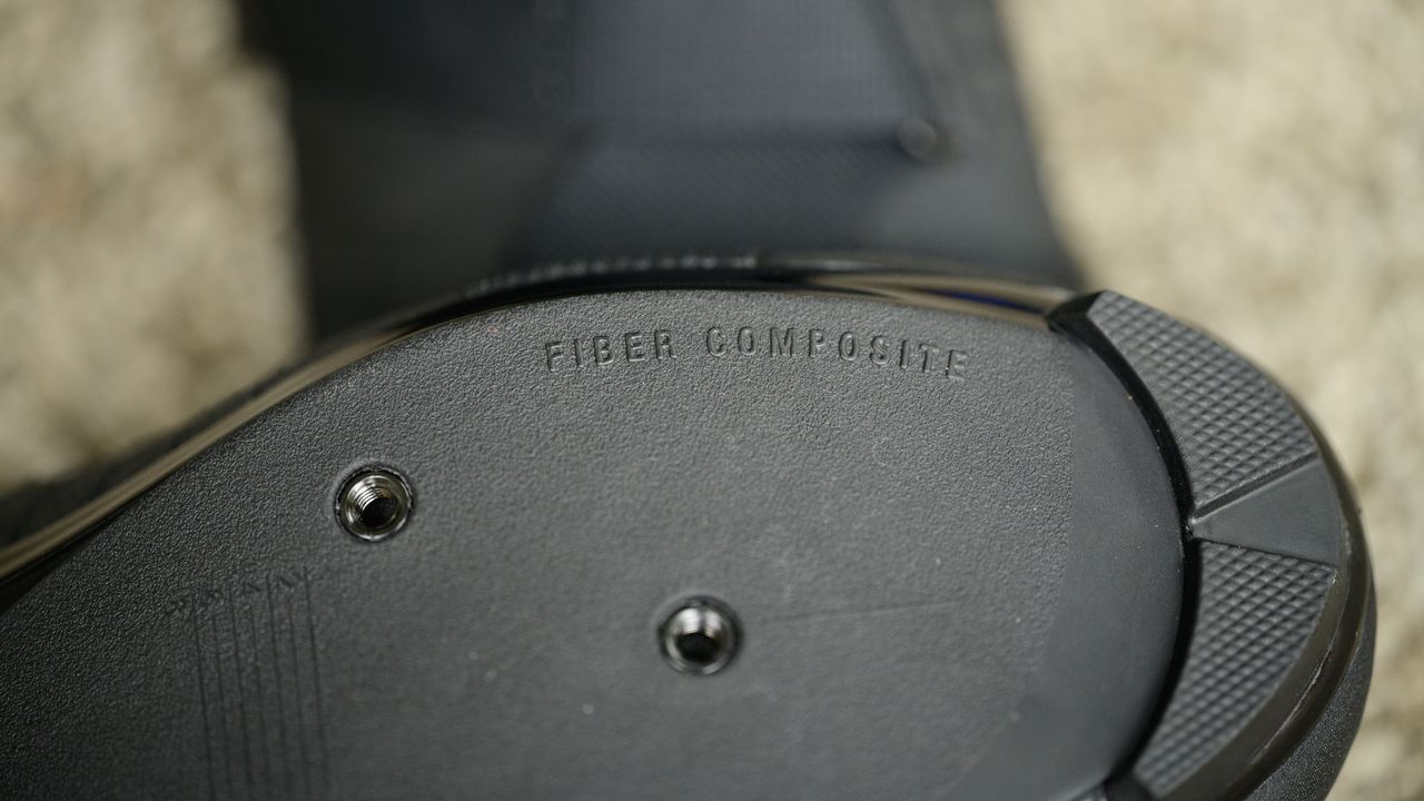 Fizik Tempo Powerstrap R5 fiber reinforced nylon base