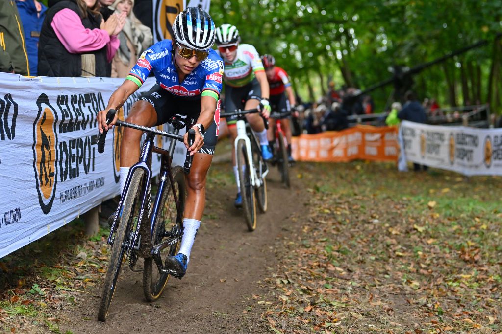 OVERIJSE BELGIUM OCTOBER 22 Ceylin Del Carmen Alvarado of The Netherlands and Team AlpecinDeceuninck competes during the 63rd UCI Cyclocross World Cup Druivencross Overijse 2023 Womens Elite a on October 22 2023 in Overijse Belgium Photo by Luc ClaessenGetty Images