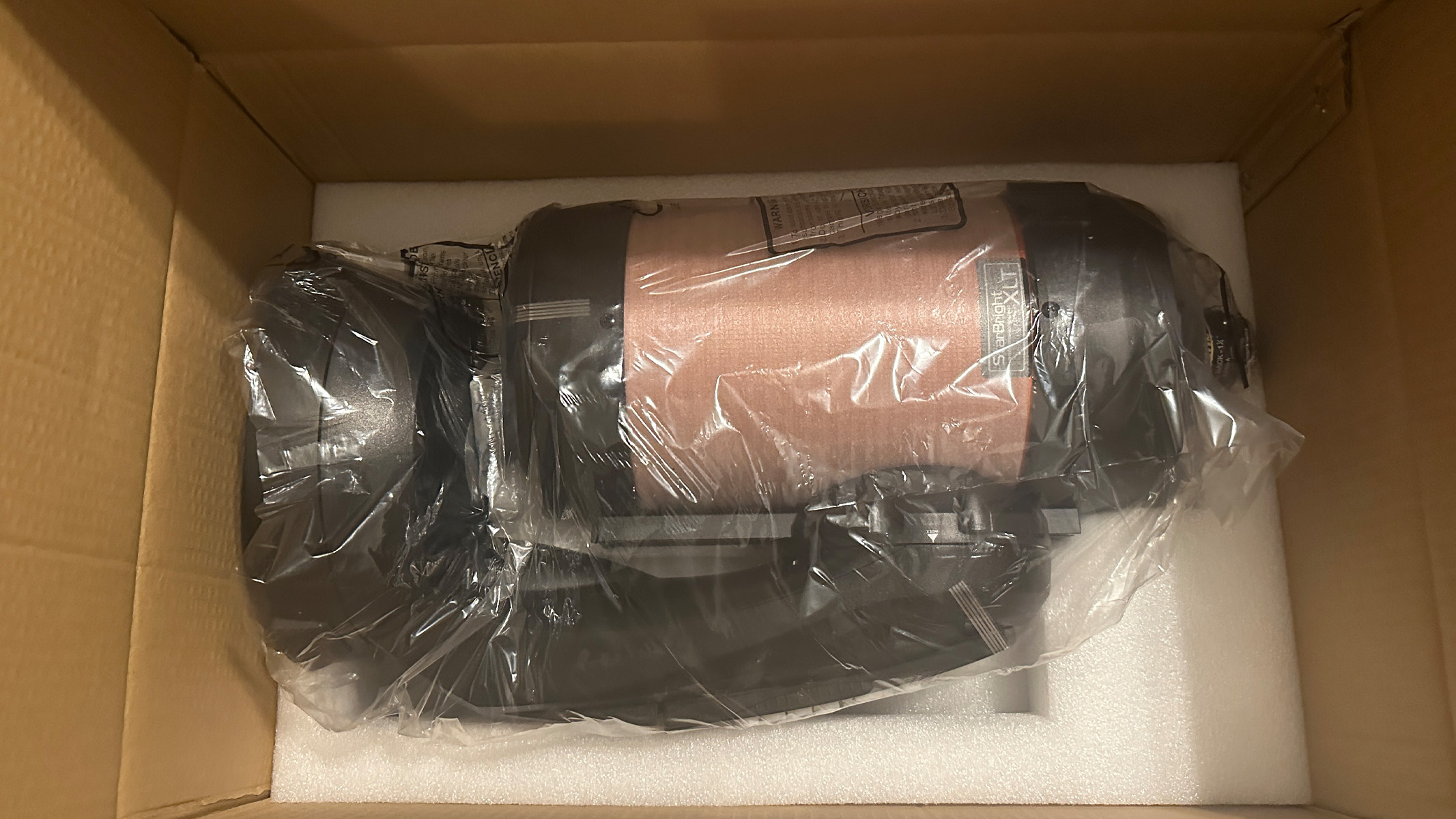 Celestron NexStar 6SE in its packaging