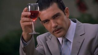 Antonio Banderas as Gregorio Cortez going on a secret lunch date in Spy Kids.