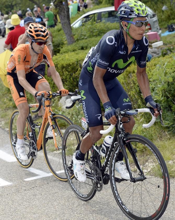 Nairo Quintana bridged to Miken Nieve on Mont Ventoux