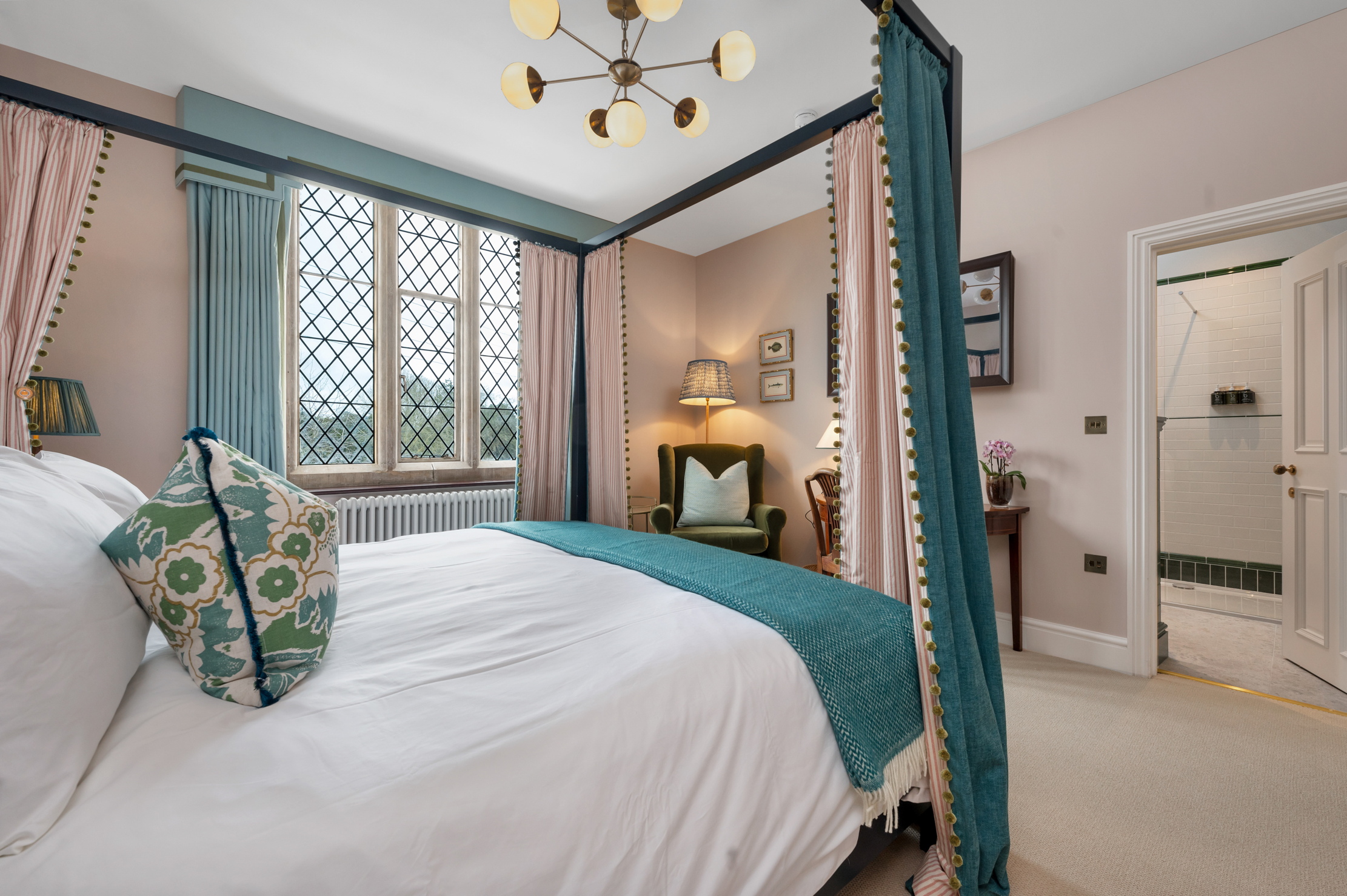 Interiors of the Nevill Arms in Medbourne