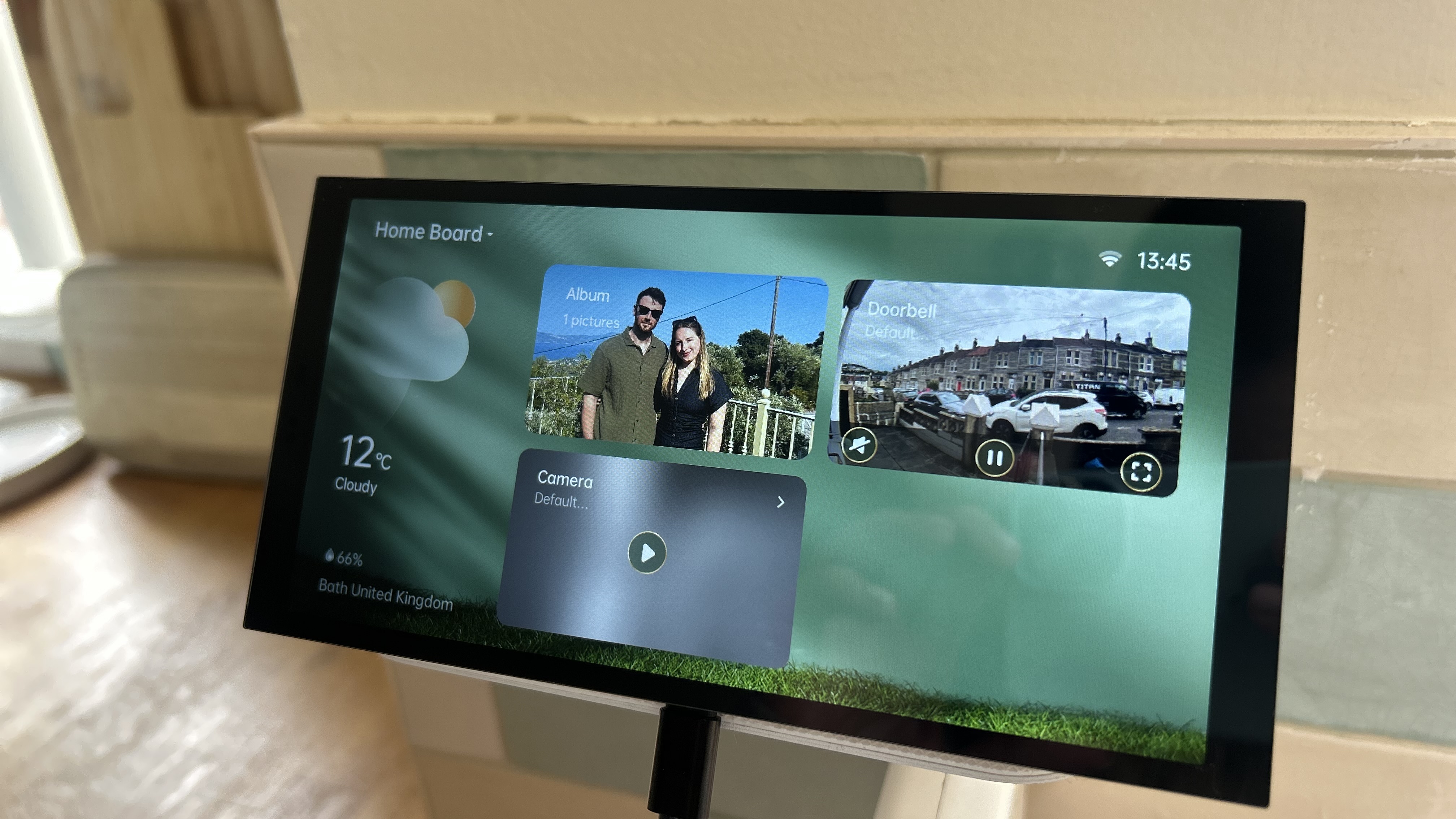 Aqara Panel Hub S1 Plus