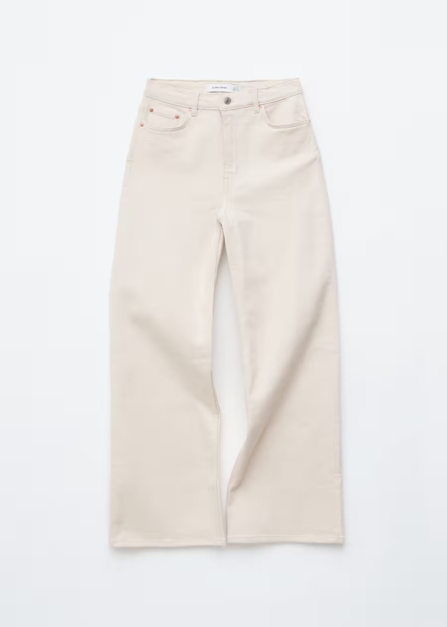 Wide-Leg Jeans