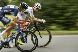 Elie Gesbert and Yoann Offredo in the breakaway