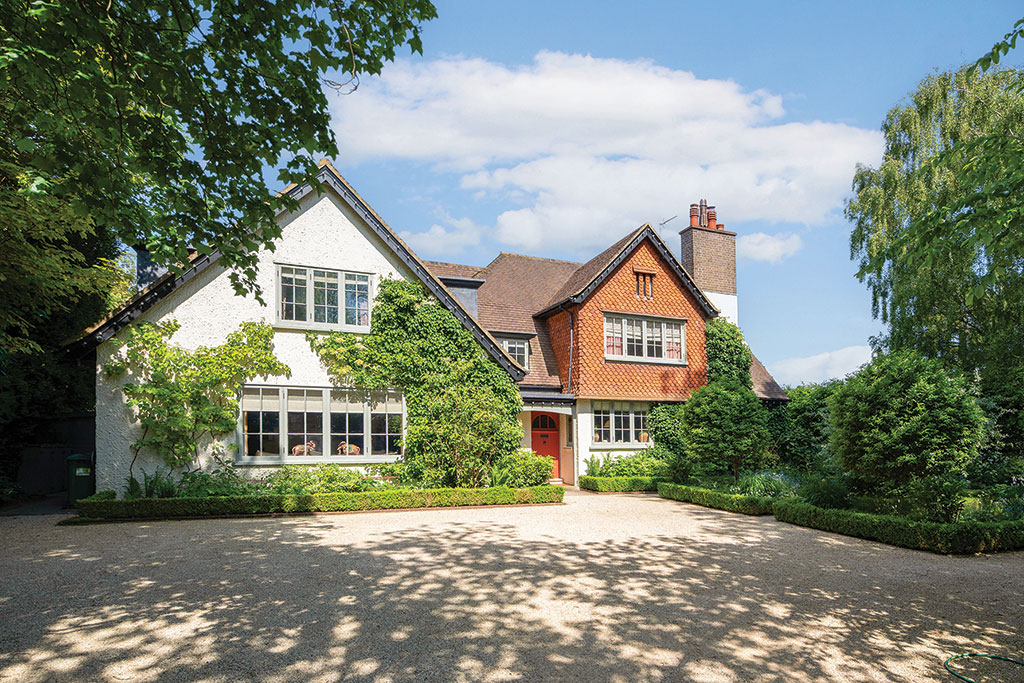 Property for sale: The Brow, Grimms Hill, Great Missenden, Buckinghamshire.