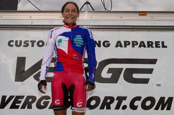 Crystal Anthony wearing the leader's jersey for the 2012 Verge New England Cyclocross Series