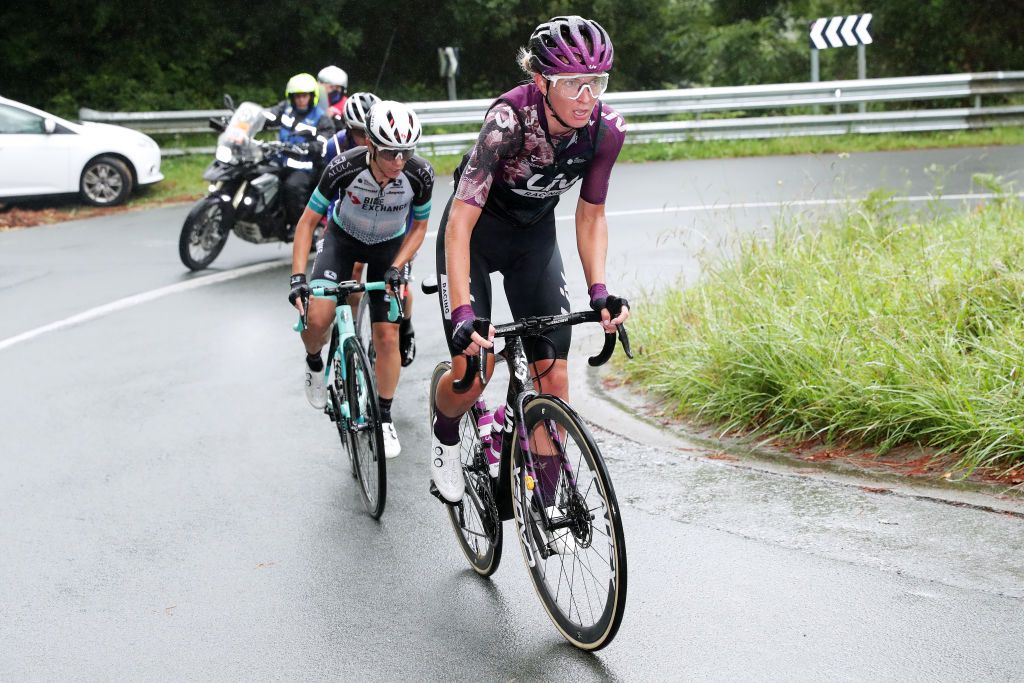 SAN SEBASTIAN SPAIN JULY 31 LR Ane Santesteban Gonzalez of Spain and Team BikeExchange Pauliena Rooijakkers of Netherlands and Team Liv Racing in the Breakaway during the 3rd Donostia San Sebastian Klasikoa Women 2021 a 1398km race from DonostiaSan Sebastian to DonostiaSan Sebastian Klasikoa KlasikoaWomen UCIWWT on July 31 2021 in San Sebastian Spain Photo by Gonzalo Arroyo MorenoGetty Images