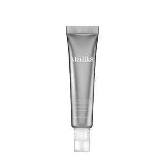 wkA8AgC4RCRdVbeVB9W4Fb-320-80 Medik8 C-Tetra Vitamin C Serums التي تمت مراجعتها بواسطة محرر تجميل