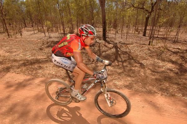 Brentjens chases down the leaders.