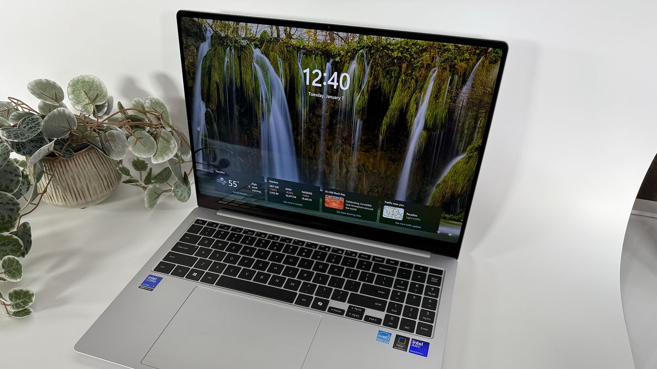 Samsung Galaxy Book5 Pro