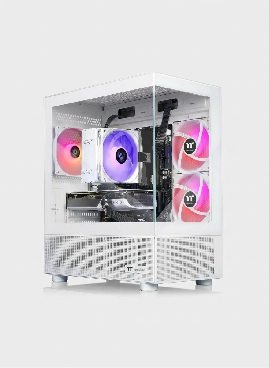 A Thermaltake LCGS NE gaming PC