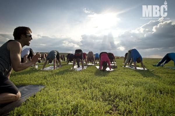 Restorative Post-Race Yoga Sessions with MTB Trials Legend, Ryan Leech
