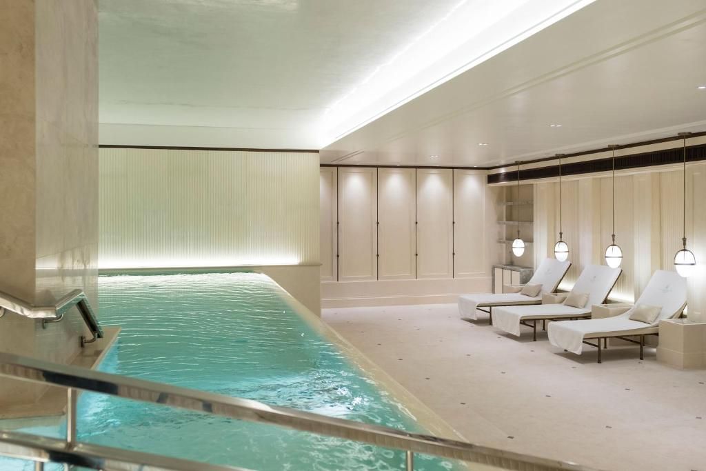The pool at The Lanesborough