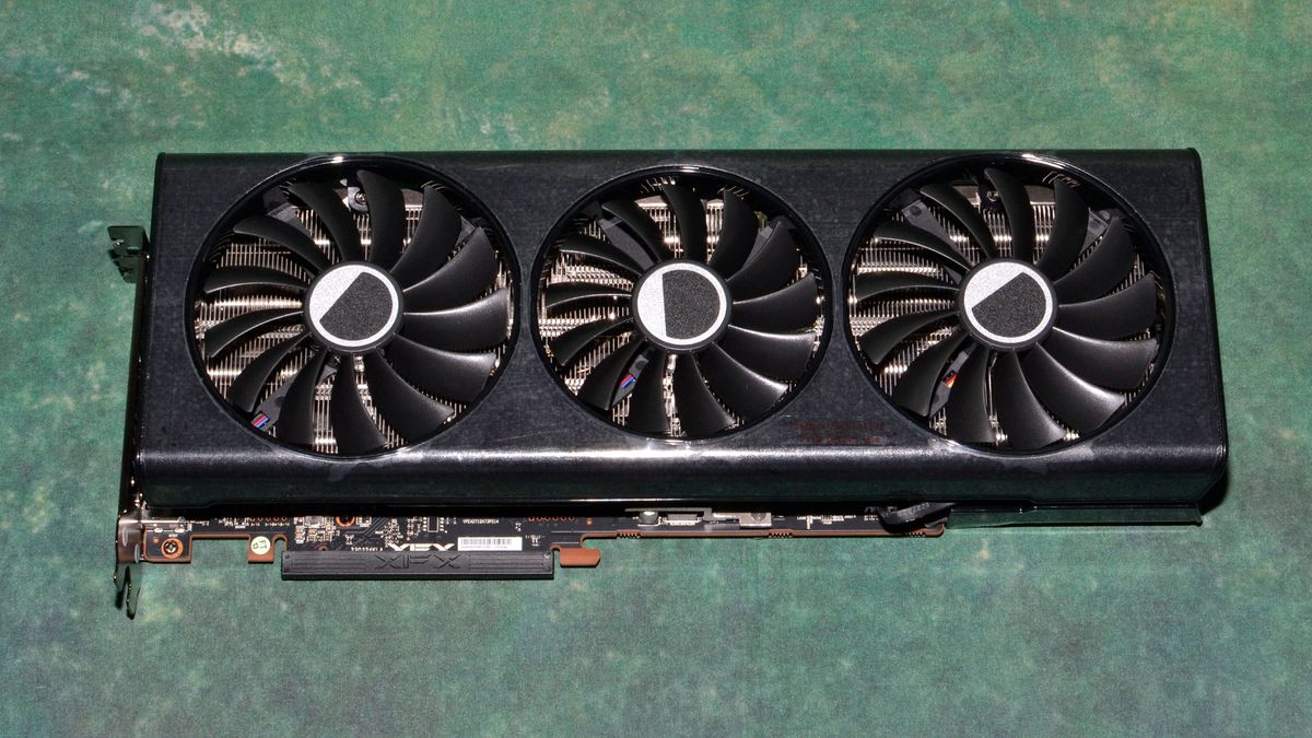 XFX AMD Radeon RX 7700 XT card photos