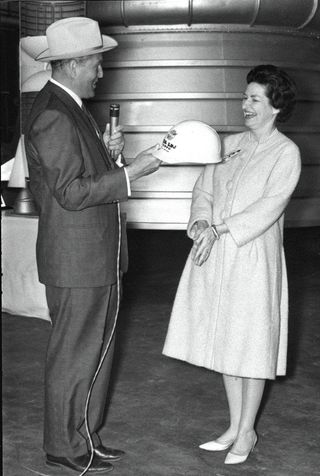Von Braun and Lady Bird Johnson