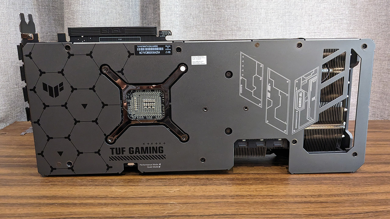 Asus TUF Gaming Radeon RX 7900 XTX OC Edition backplate view