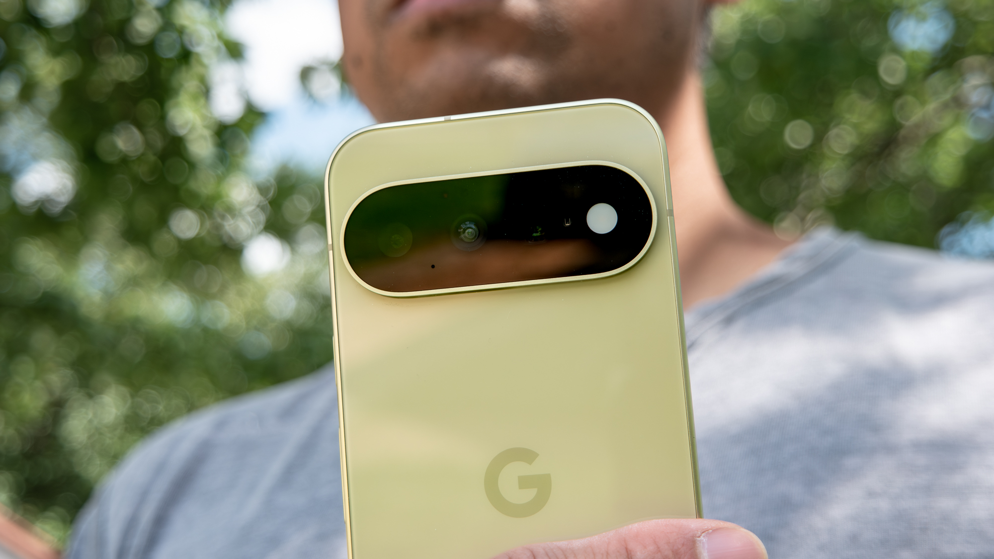 Google Pixel 11 camera cutout.