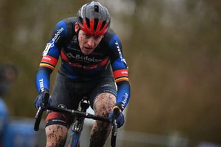 Toon Aerts wins Krawatencross