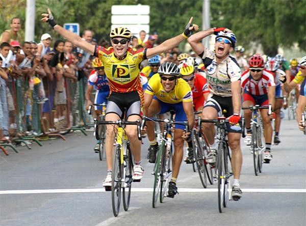 Slovenian Borut Bozic (L)
