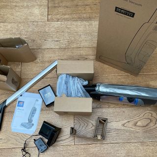 Image of Vax Evolve vacuum components unboxed