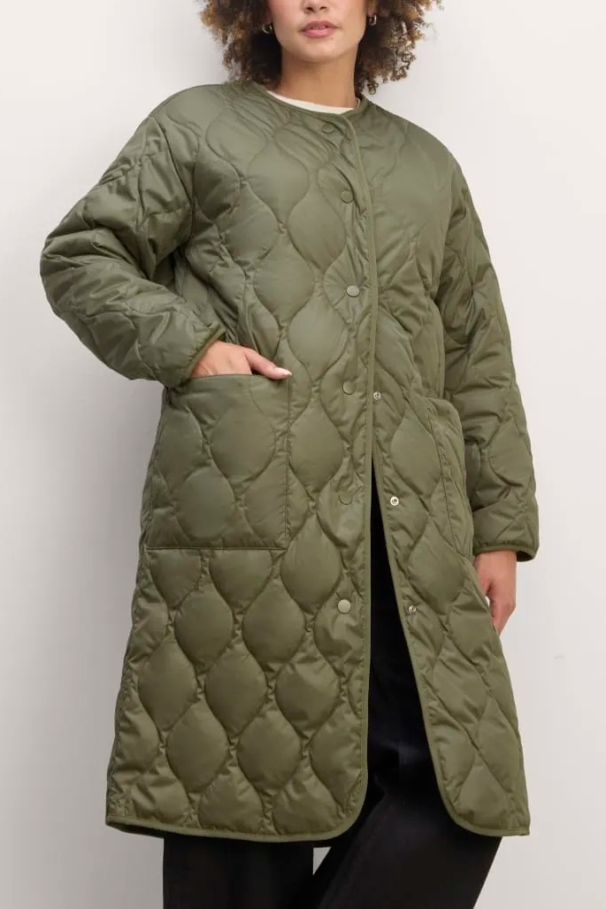 Everlane , The Long Quilted Liner