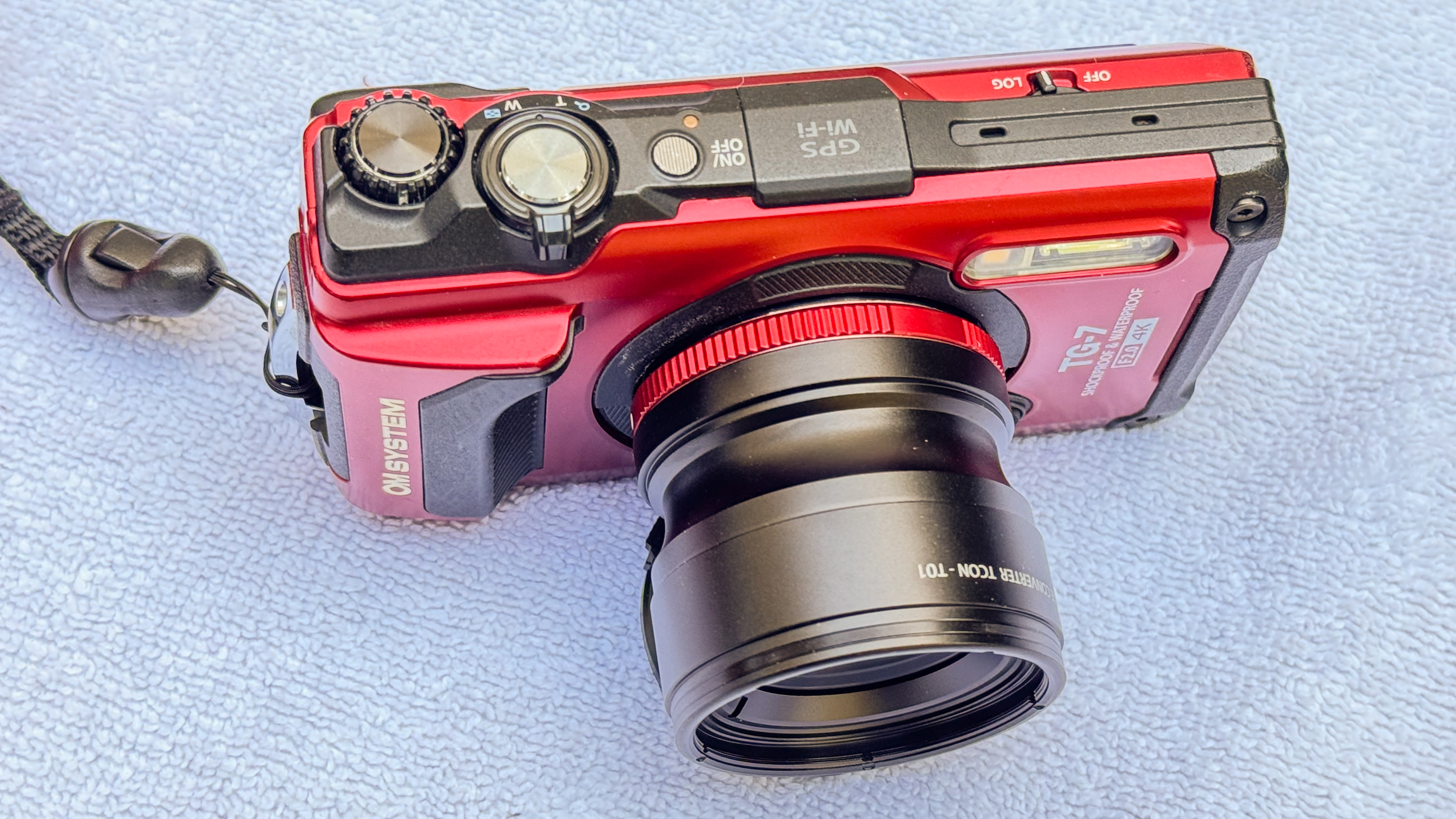 OM System TG-7 Tough teleconverter lens TCon-T01