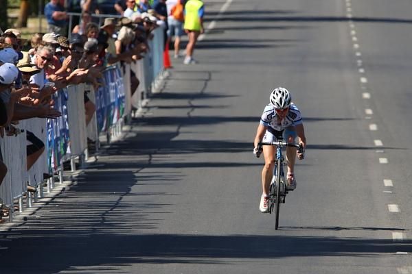 Ruth Corset (Team Tibco) is about to become Australian Open Road Race Champion