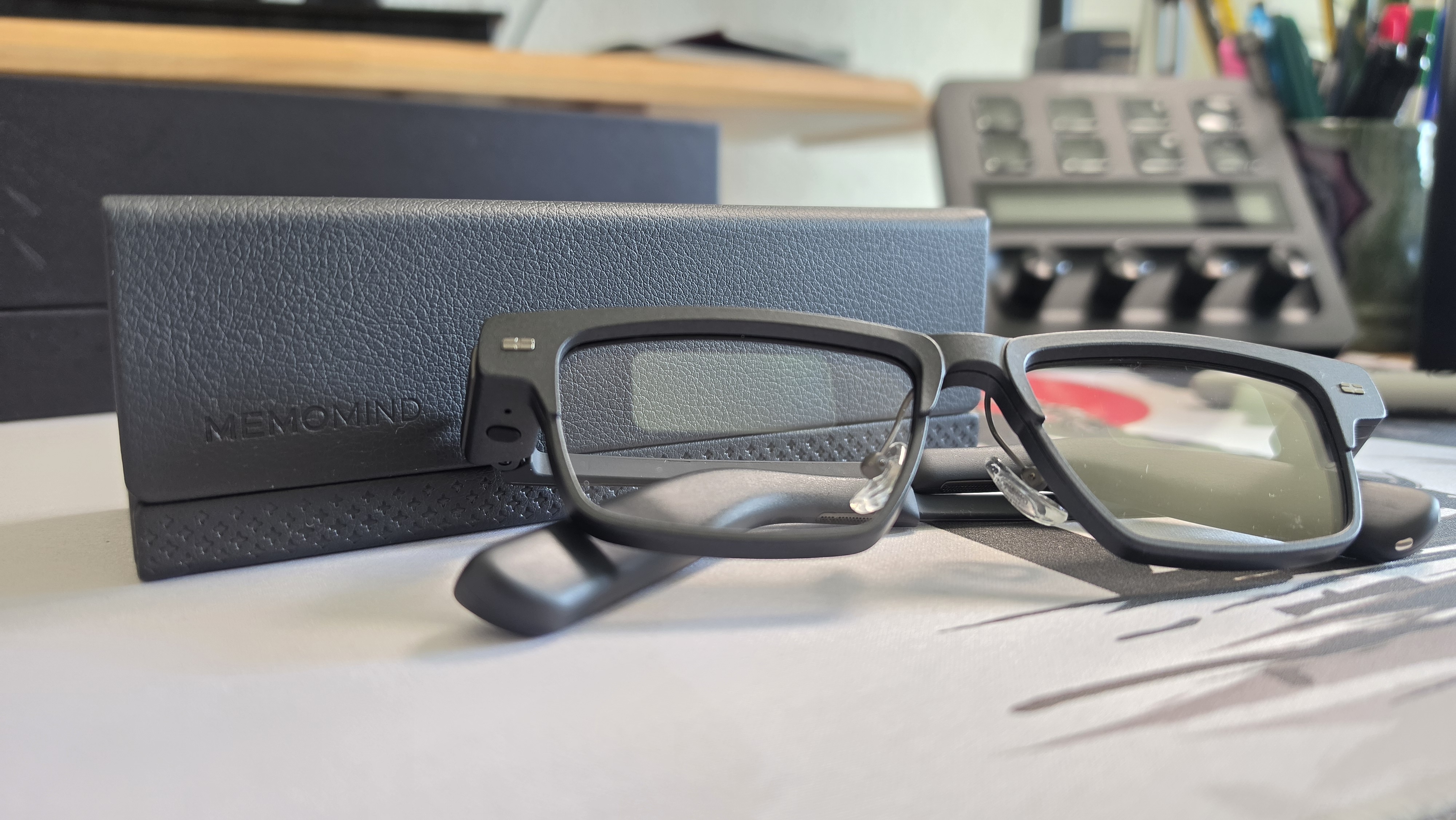The MemoMind One smart glasses