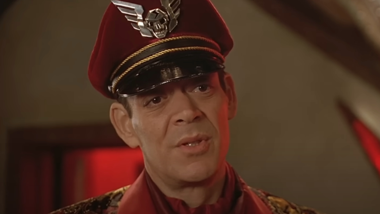 Raul Julia in Street Fighter