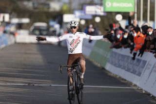 Venturini clinches fourth French cyclo-cross title