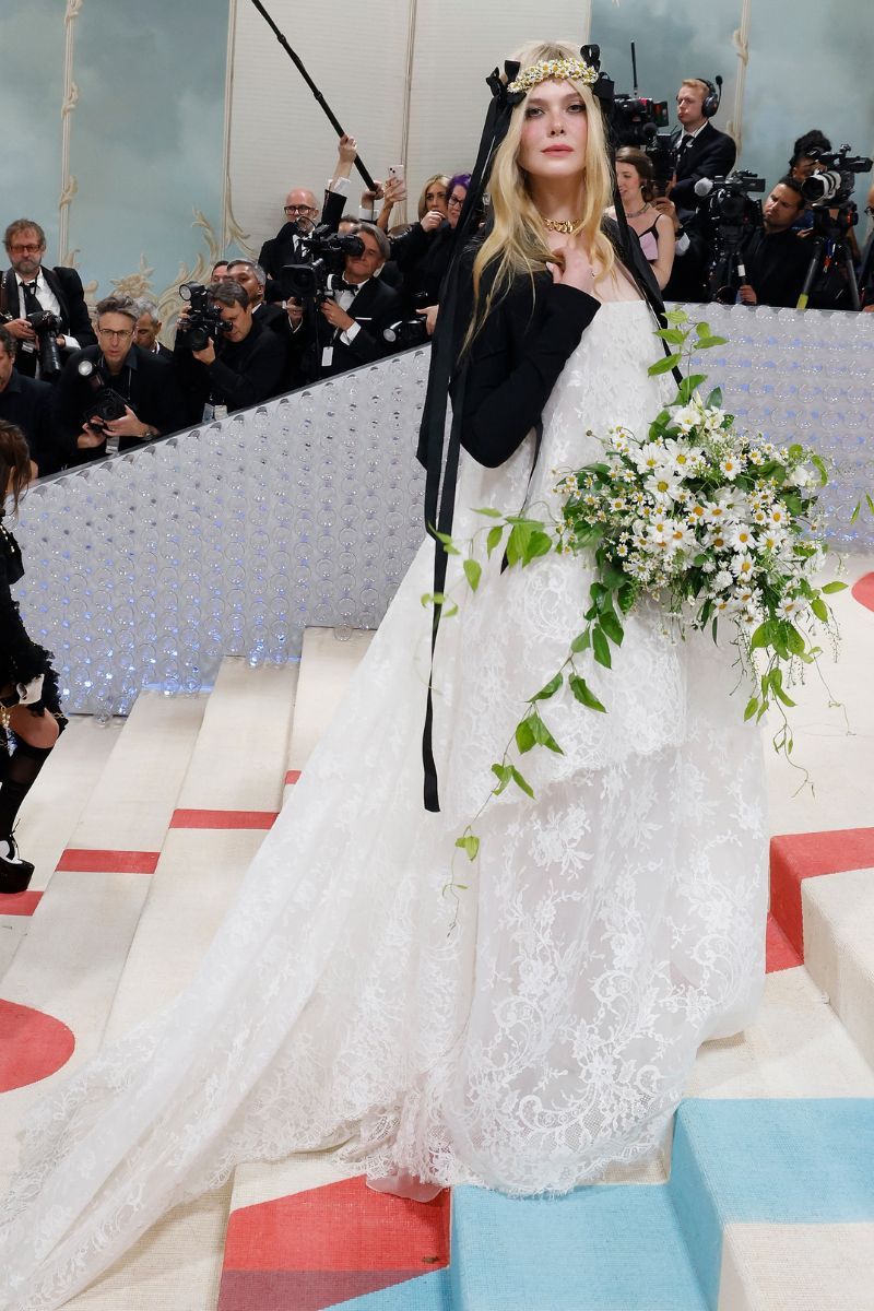 elle fanning at the met gala 2023