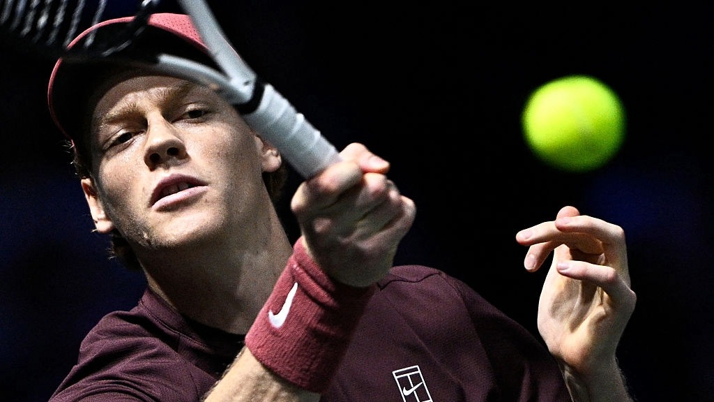 Jannik Sinner of Italy plays a forehand during his victory at the Paris Masters