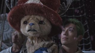 Chopper sitting on Zoro's shoulder in One Piece Season 2 finale