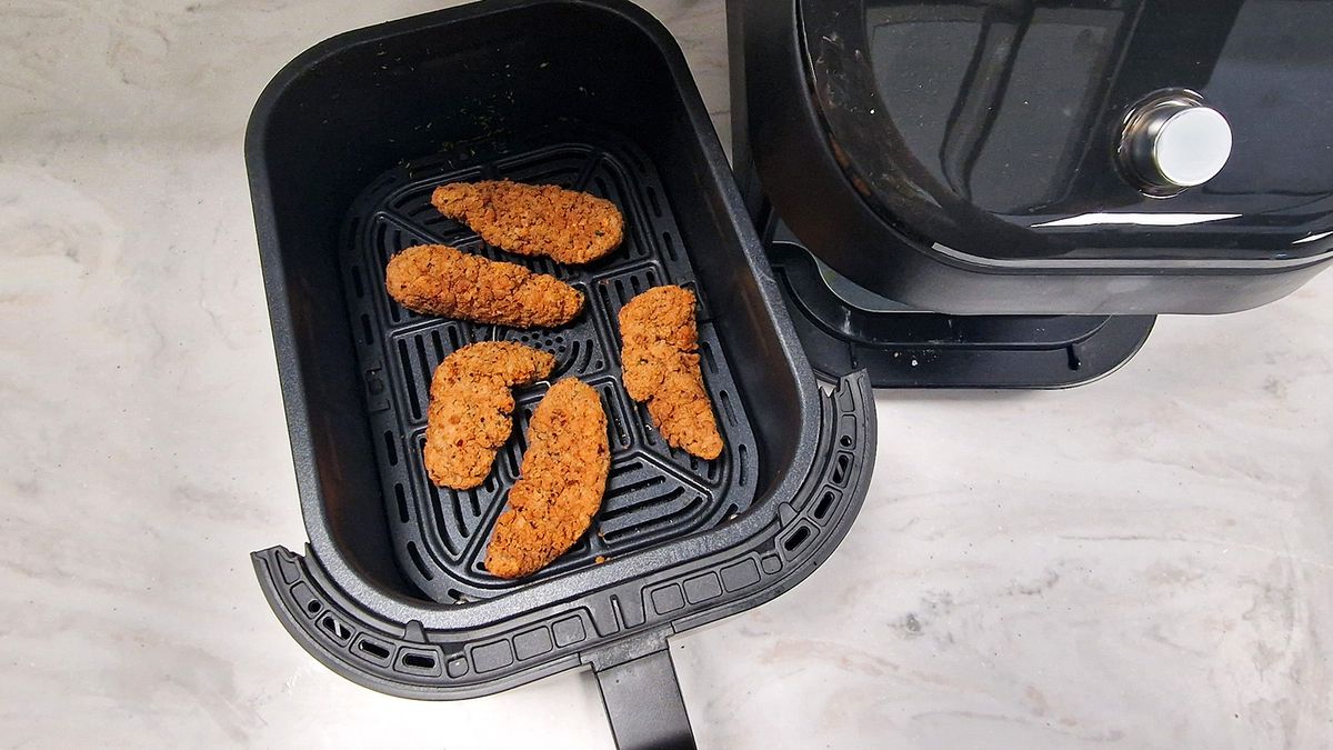 Instant Vortex Slim XL Air Fryer before cooking chicken tenders