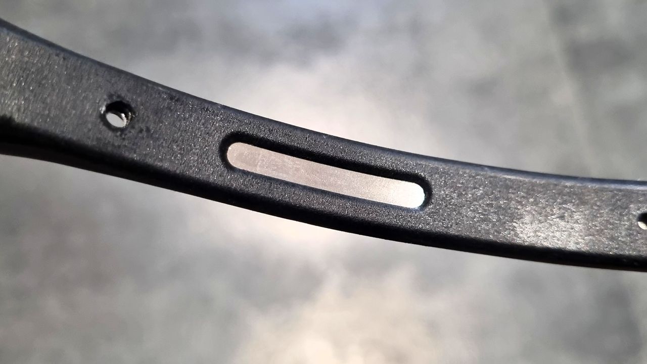 Close up details of the Hiplok Z Lok Combo