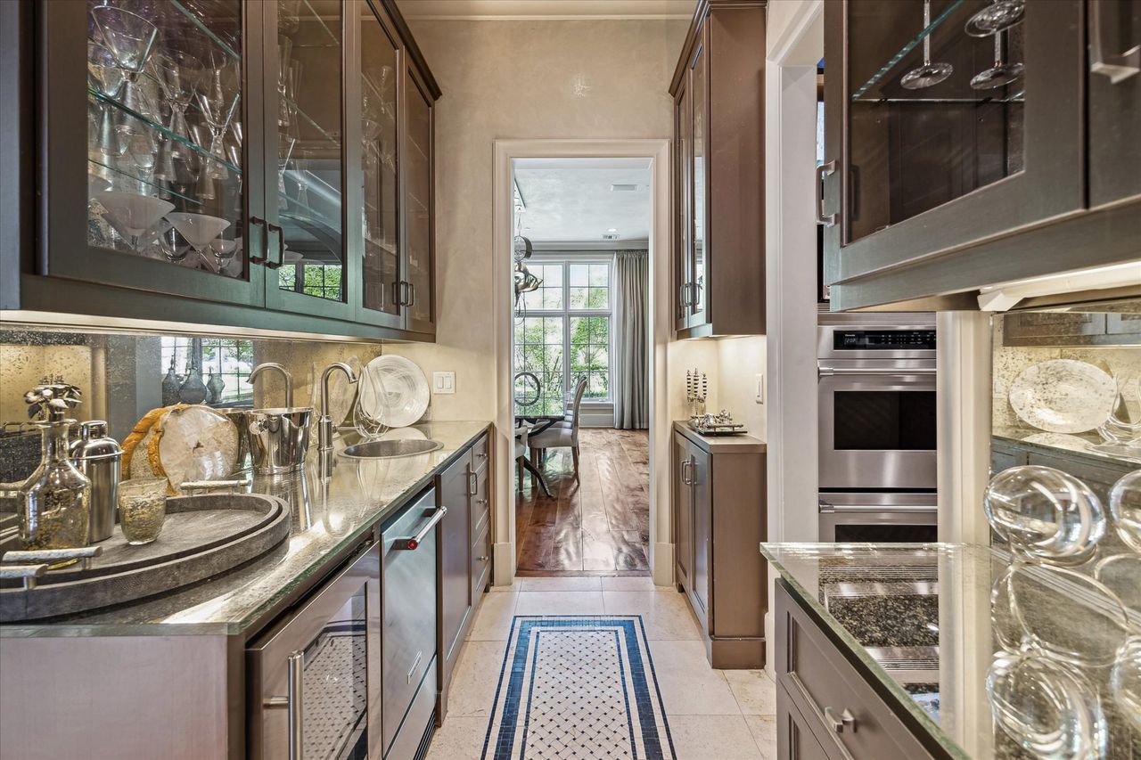 A home for sale in Houston, Texas.