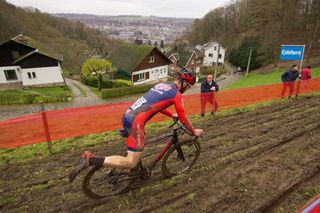 Tobin Ortenblad races at the Namur World Cup.